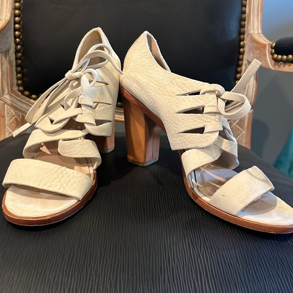 SALE! Frye Cream Ivory women's 9 Sophia Tie-On Leather Upper Leather Block 4" H - Picture 7 of 12